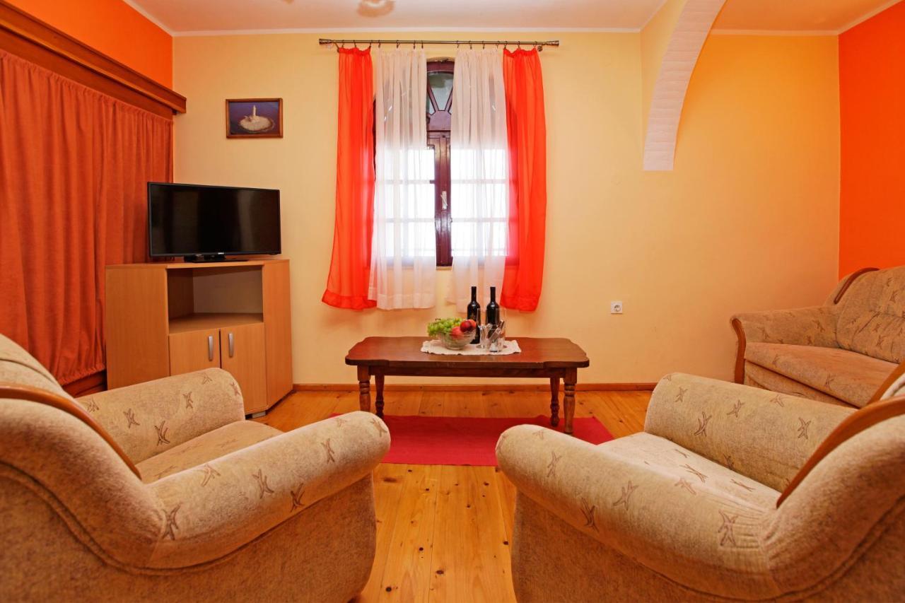 Unique Seaside Villa With Pool Vela Luka Zewnętrze zdjęcie